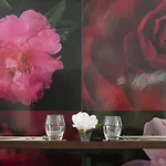 La Casa De Camelias Busto