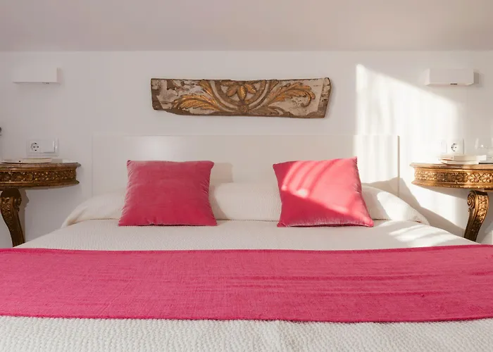 La Casa De Camelias Busto