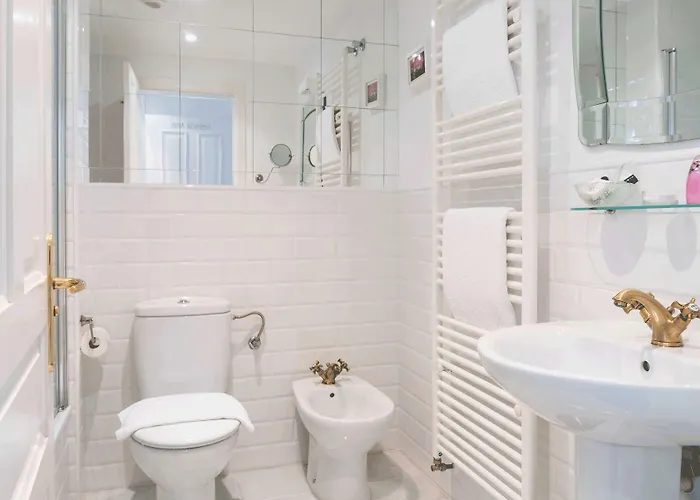 La Casa De Camelias Hotel Busto