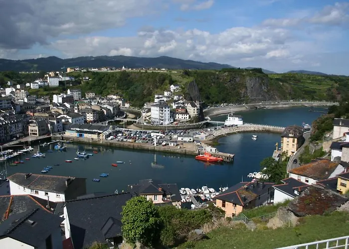 La Casa De Camelias 3* Busto