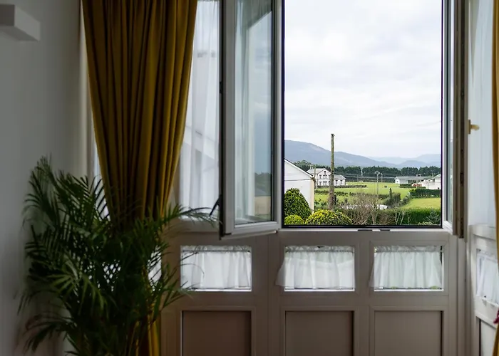 La Casa De Camelias 3* Busto