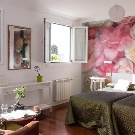 La Casa De Camelias Hotel 3*