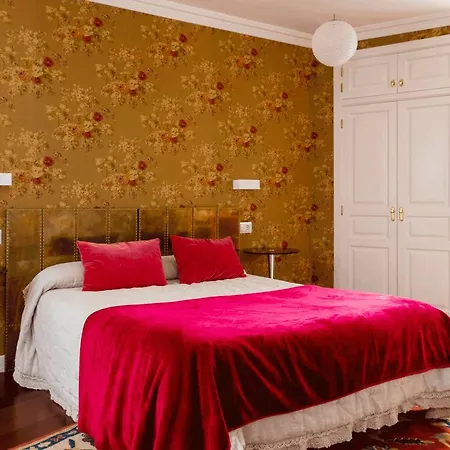 Hotel La Casa De Camelias Busto