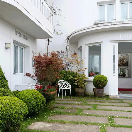 Hotel La Casa De Camelias Busto